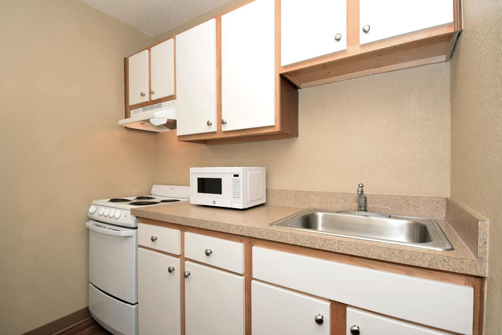 Extended Stay America Suites - Detroit - Warren Main image 1